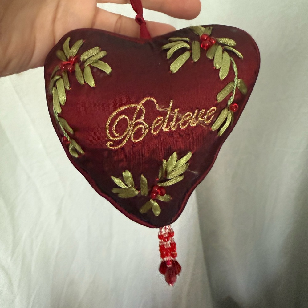 Festive Plush Toy 6 ornaments - Picture 5 of 7